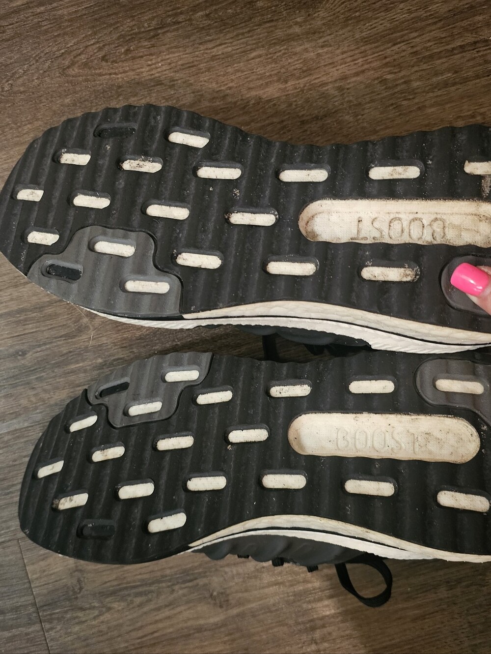 ADIDAS.... BOOST - Picture 3 of 5